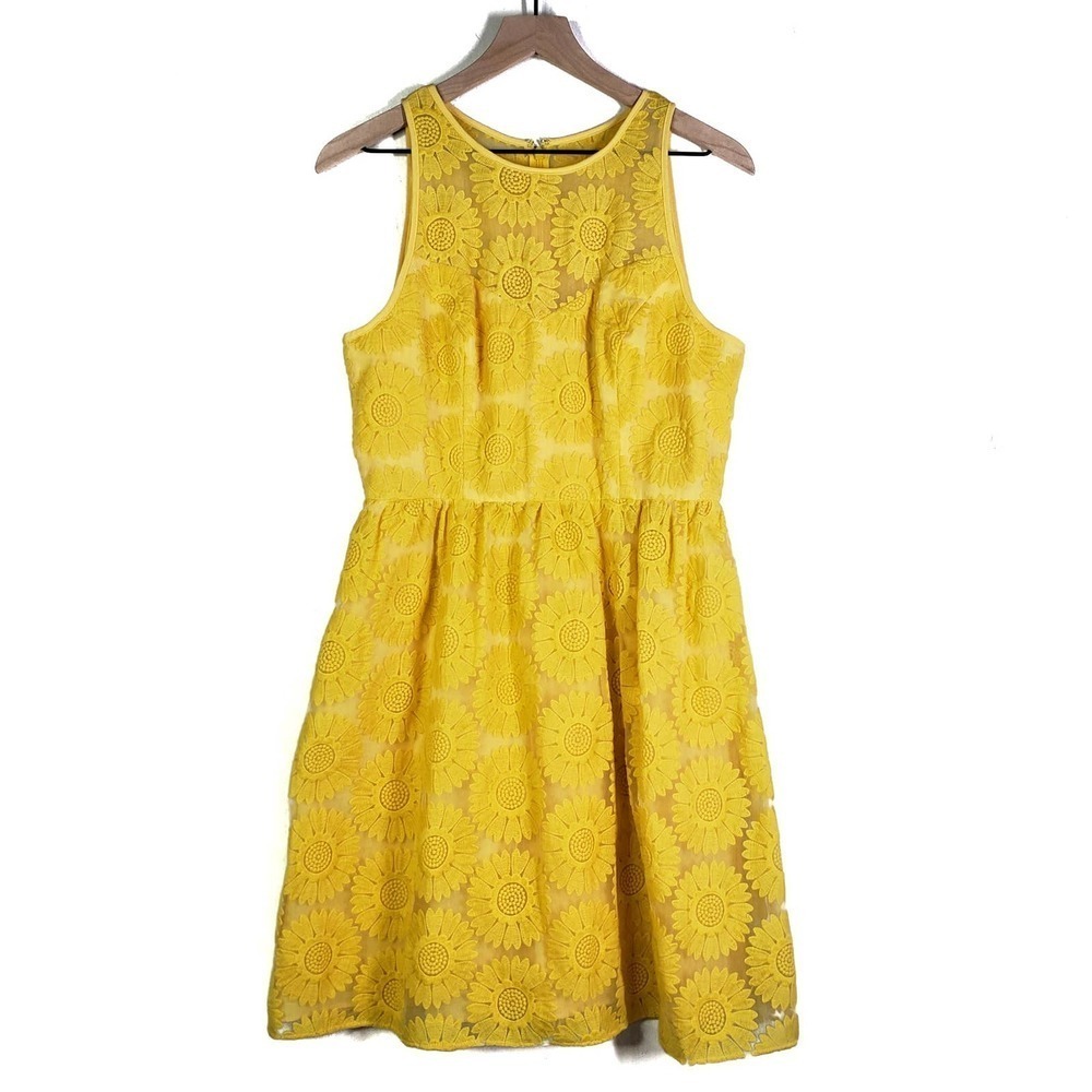 Adrianna Papell Embroidered Flower Cocktail Dress 8 Yellow Sleeveless